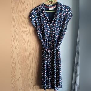 Anthropologie/Maeve navy blue shirt dress with beach ⛱️ umbrellas, size 10